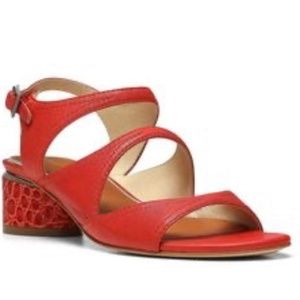 Donald Pliner Moonie Tri Band Slingback Sandal. Persimmon Color. Size 7.